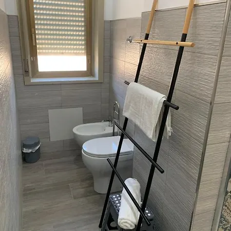 Salinella House Apartment *